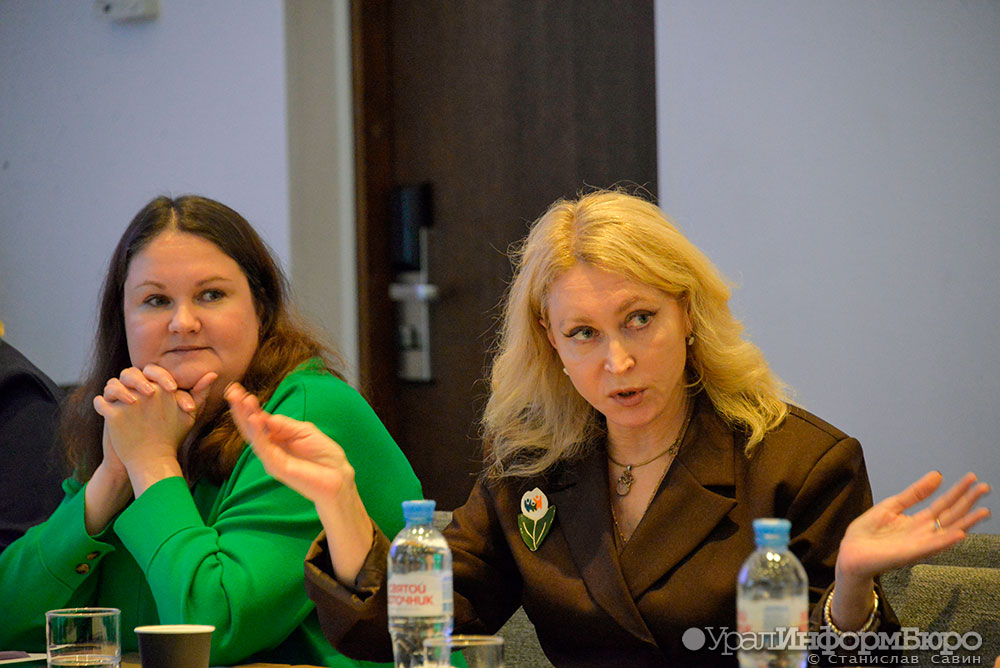 Лариса Бучельникова и Татьяна Андросенко